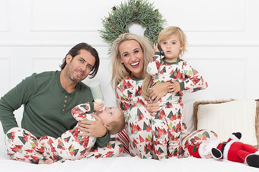 Burts-Bees-Baby-Family-Children-Christmas-Pajamas